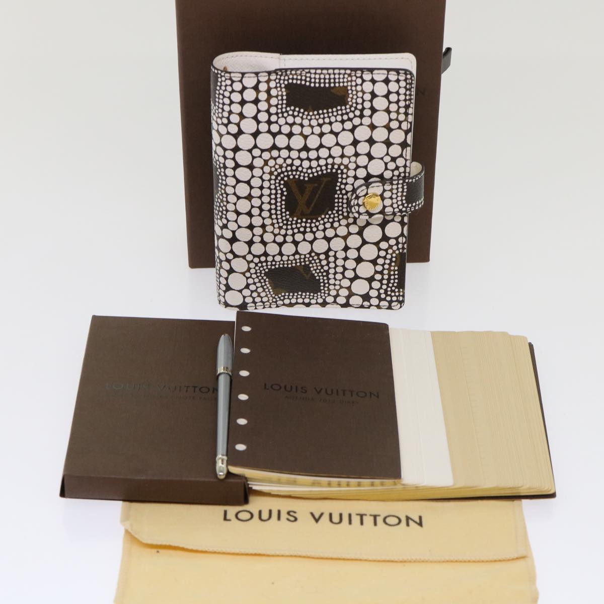 Louis Vuitton Agenda Cover Canvas wallet - My Luxury Labels