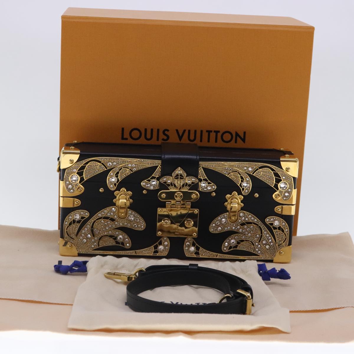 Louis Vuitton Petit Malle, Louis Vuitton luxury trunk, designer trunks