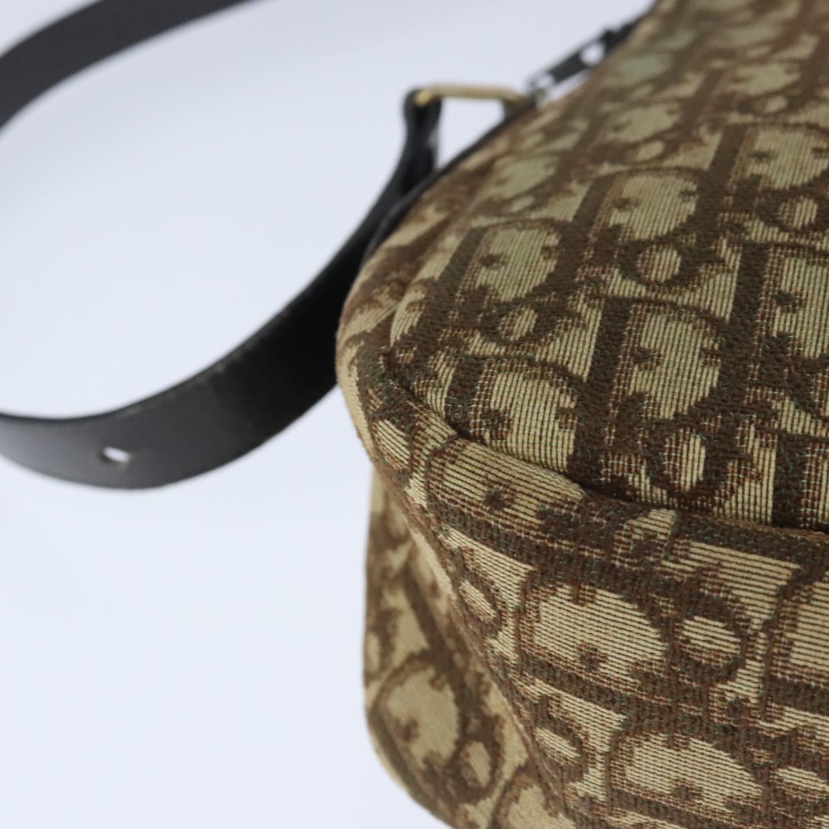 Dior Trotteur Bag – Chic & Timeless Saddle Design