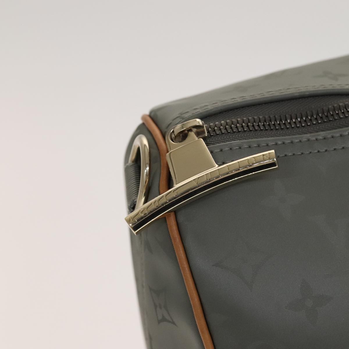 Louis Vuitton Leather travel Bag - My Luxury Labels