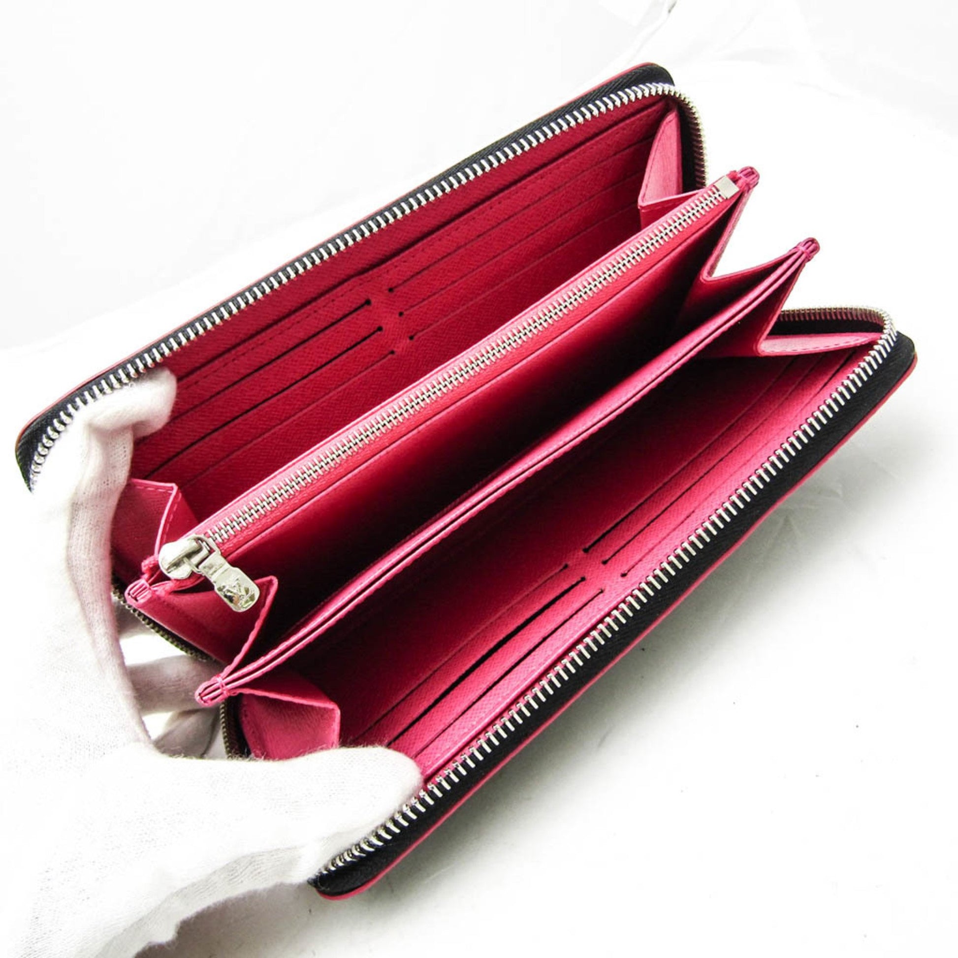Louis Vuitton Zippy wallet, luxury Louis Vuitton wallet, LV Zippy wallet