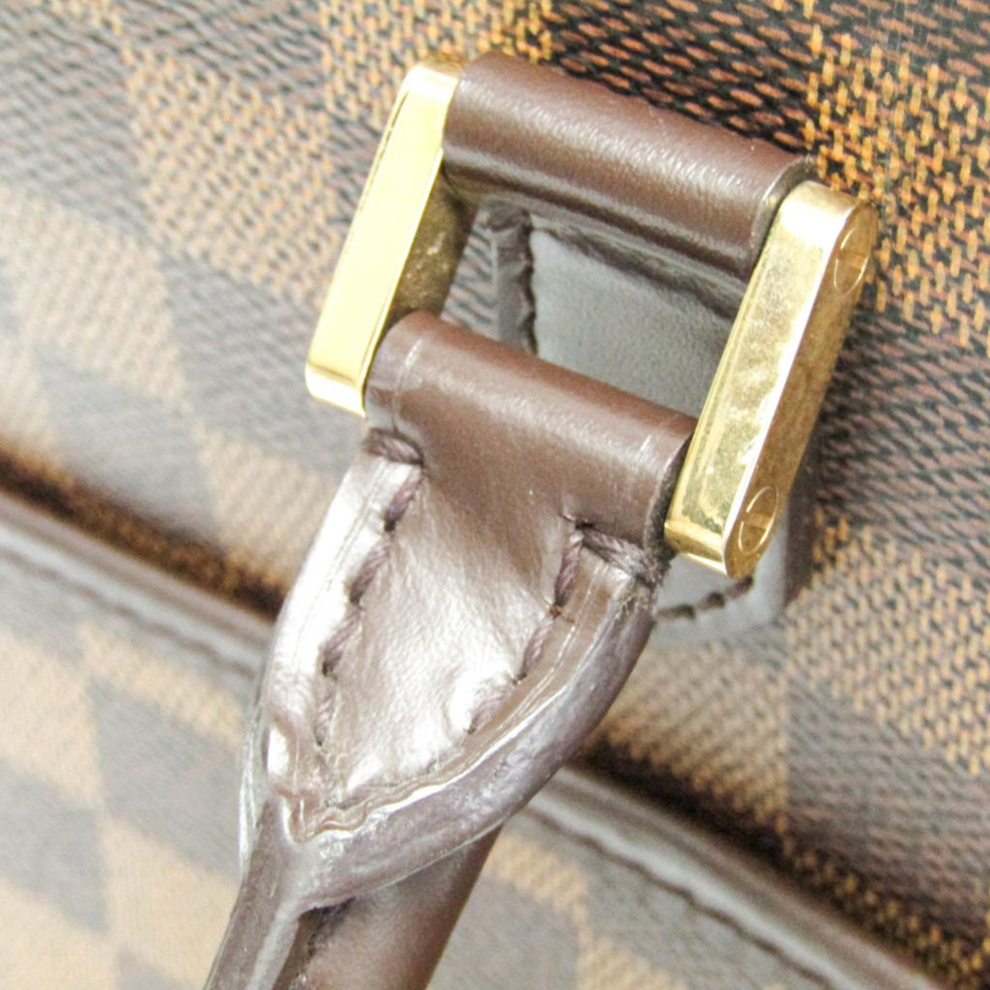 Louis Vuitton Sarria Stylish Handbag