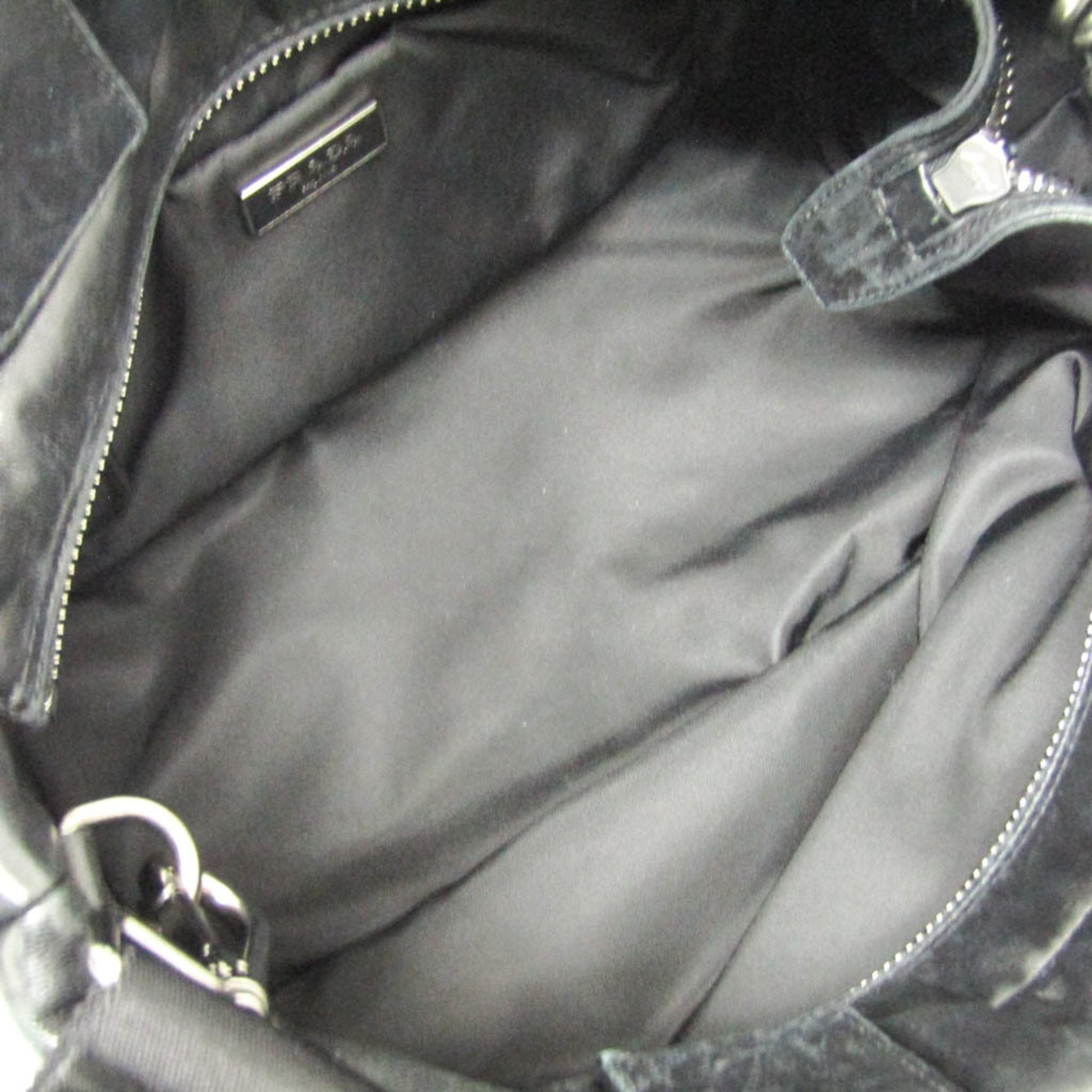 Prada Tessuto Nylon Bag – Lightweight & Stylish Designer Tote