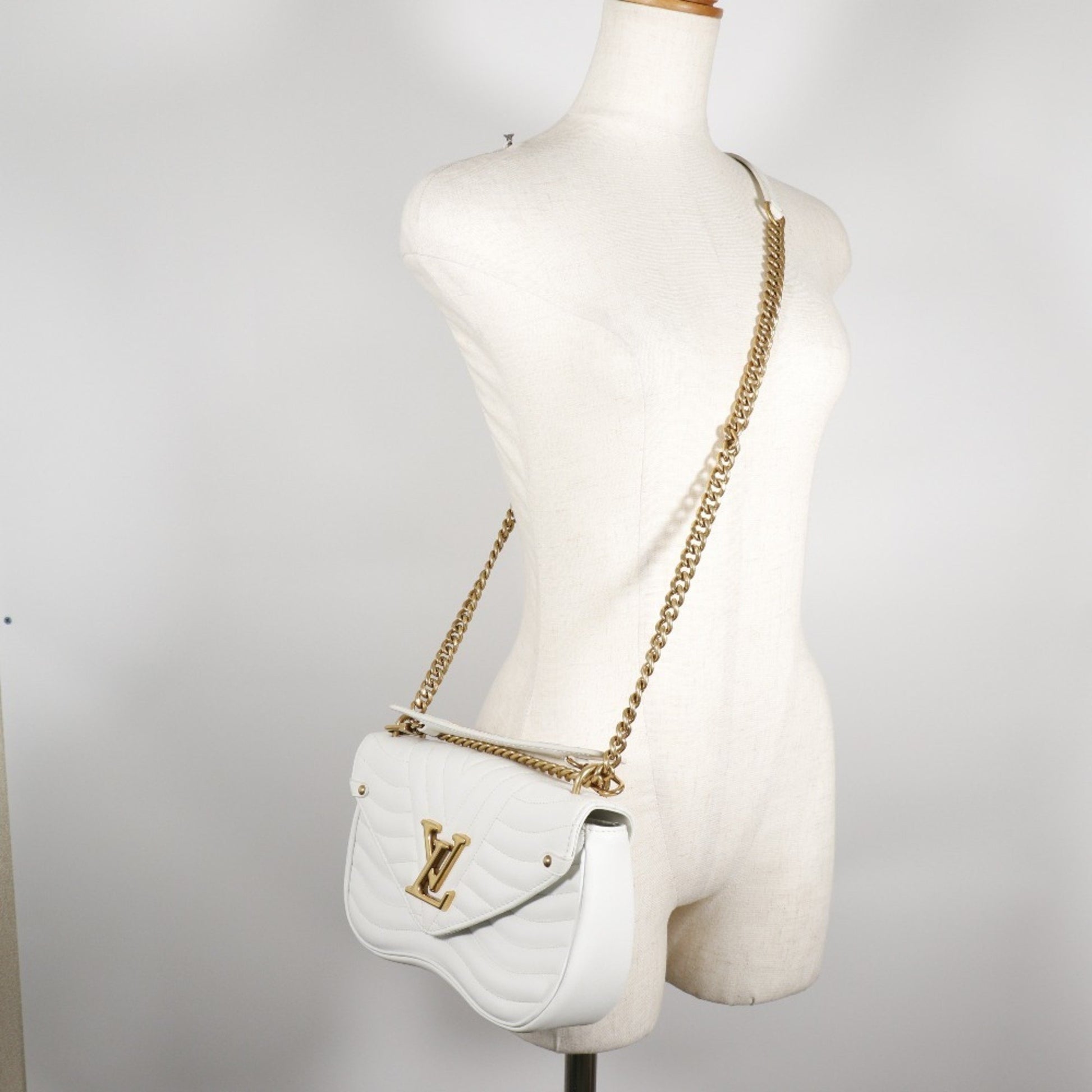Louis Vuitton New Wave Chain Bag