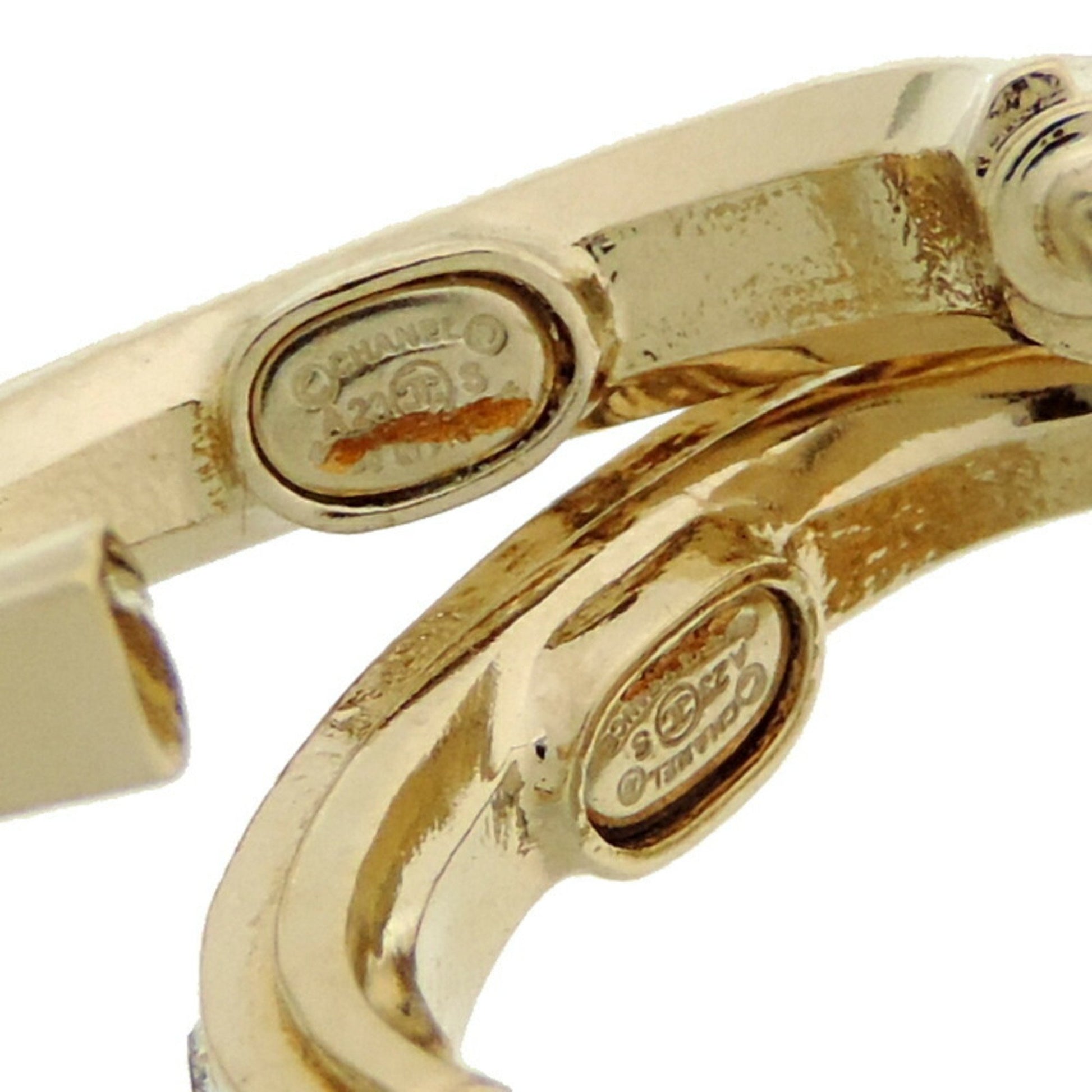 Chanel Coco Mark, Chanel Signature, Chanel Accessories