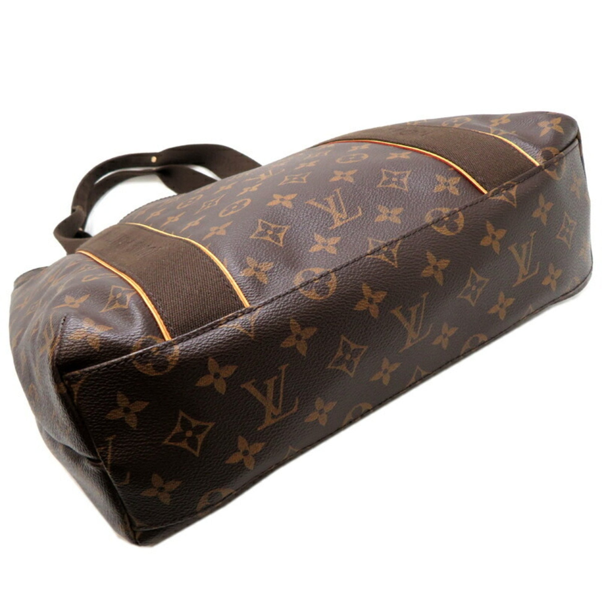 Louis Vuitton Bags & Accessories – Iconic Luxury Fashion
