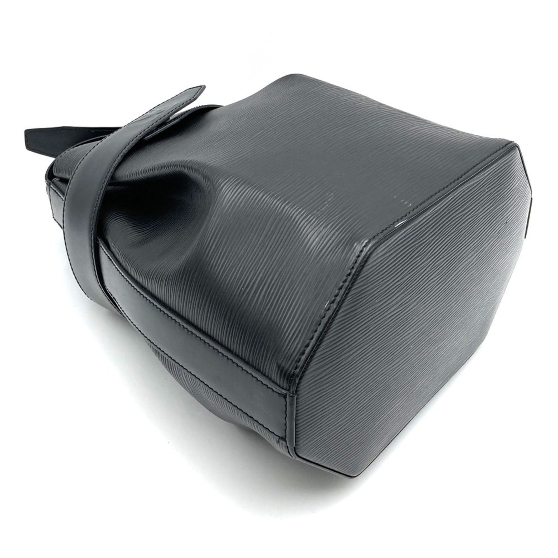 Louis Vuitton Luxury Collection