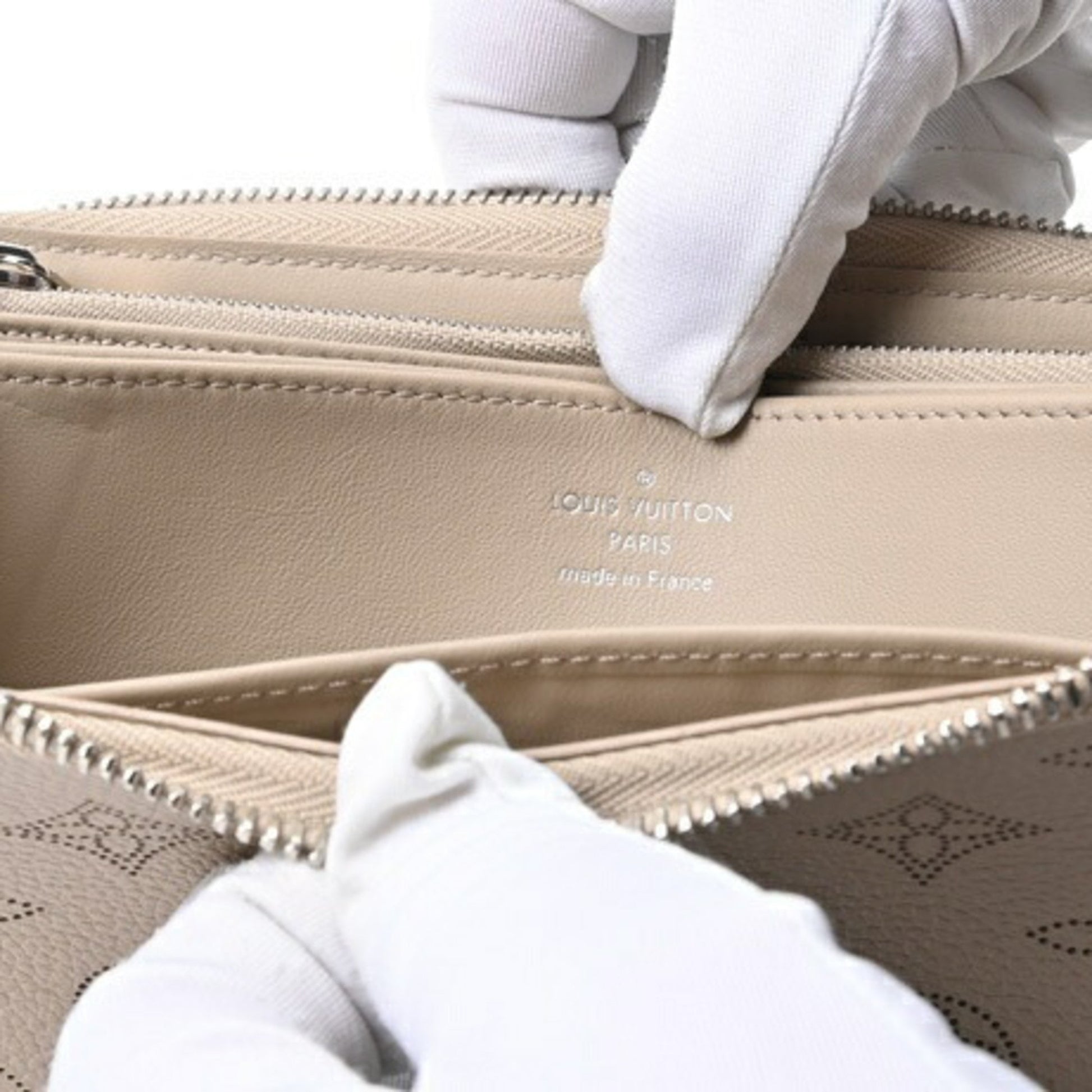 Louis Vuitton Zippy Wallet, LV wallet, Louis Vuitton accessories, luxury wallet