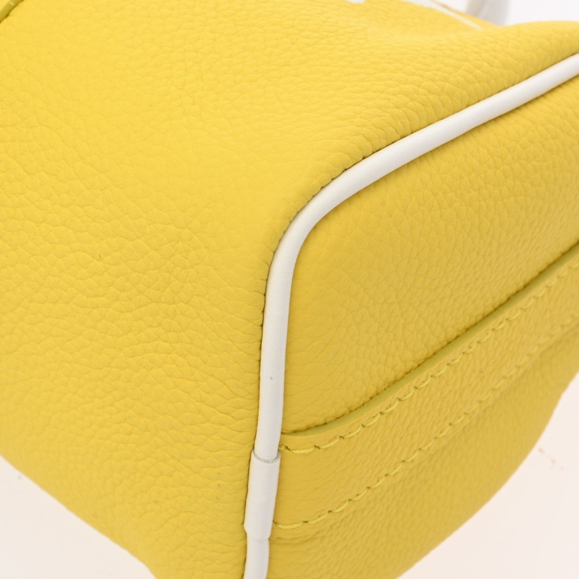 Louis Vuitton Keepall XS – Compact Travel Bag with Style