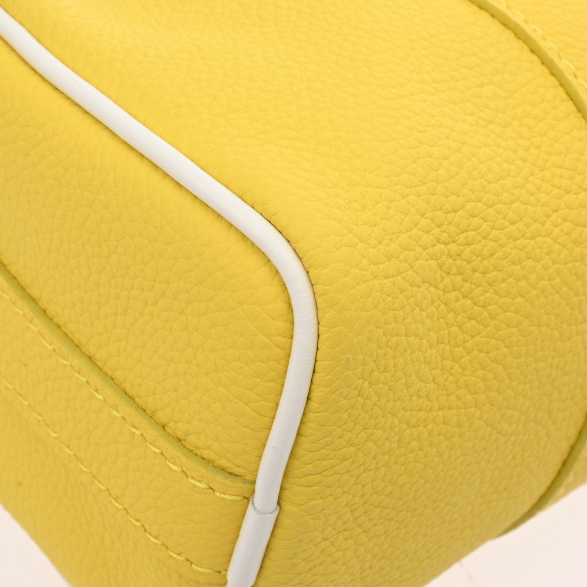 Louis Vuitton Keepall XS – Compact Travel Bag with Style