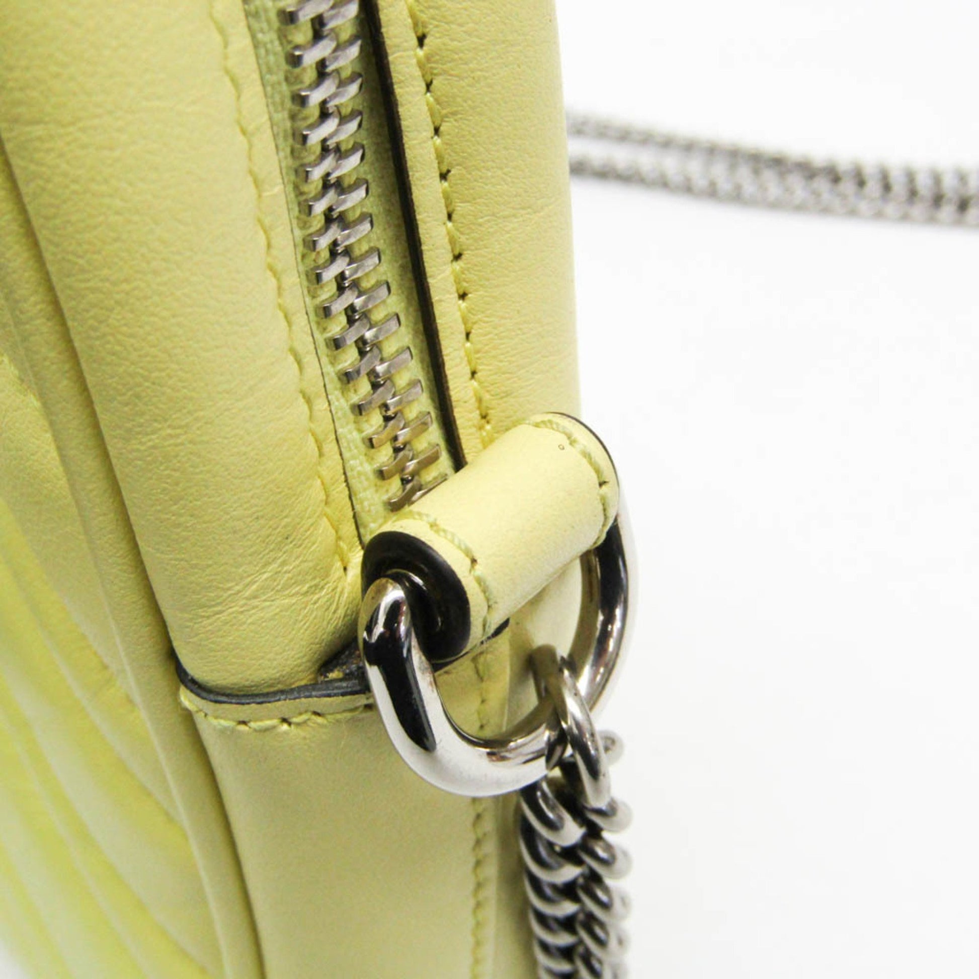 Gucci Marmont bag, Gucci Marmont luxury accessories, Gucci Marmont fashion