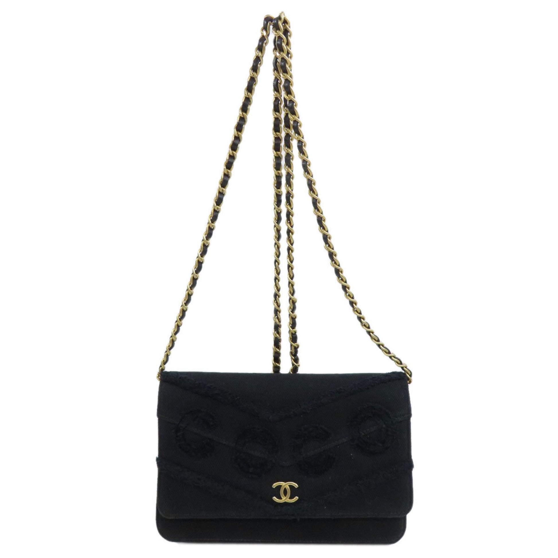Chanel Wallet On Chain, luxury Chanel wallet, Chanel WOC