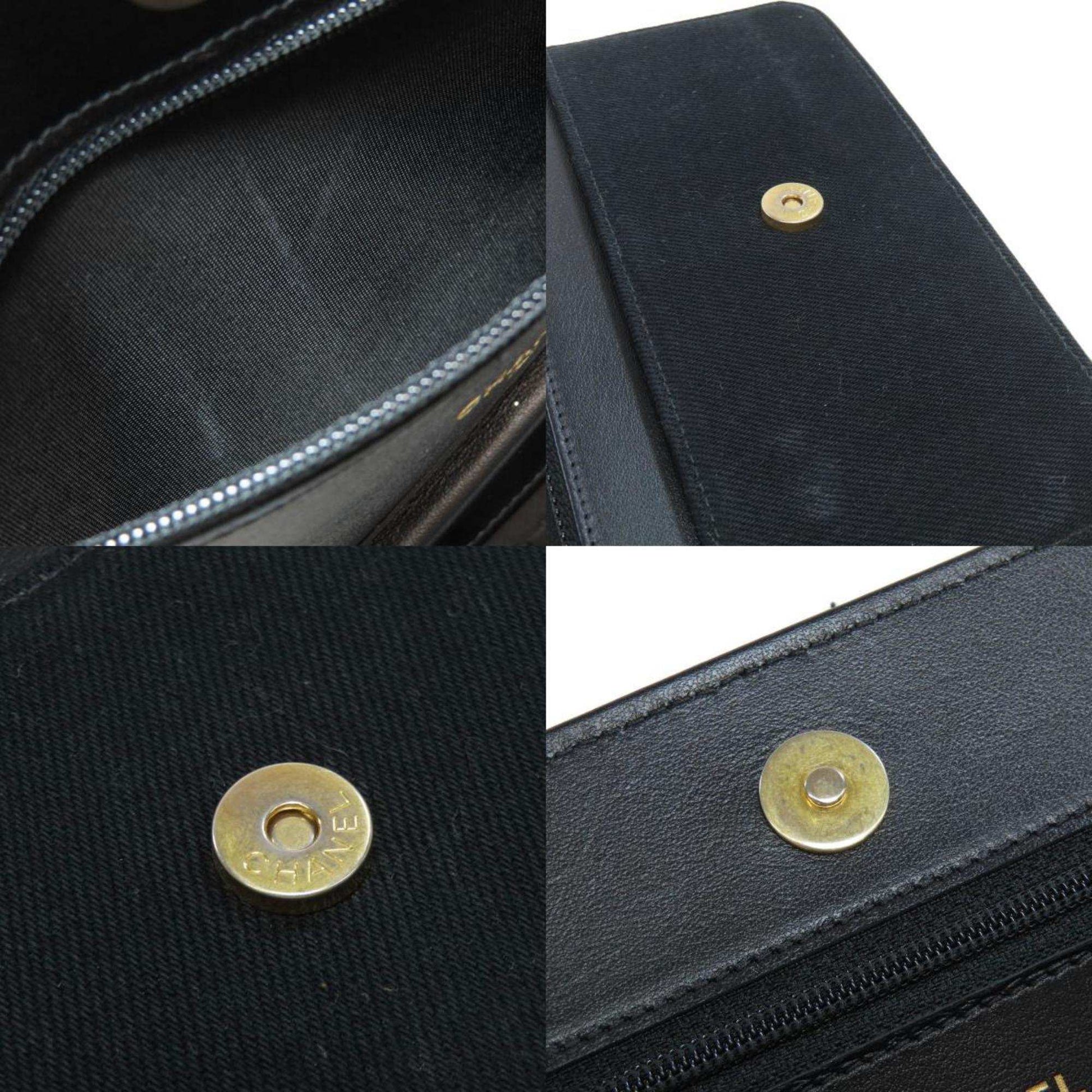 Chanel Wallet On Chain, luxury Chanel wallet, Chanel WOC