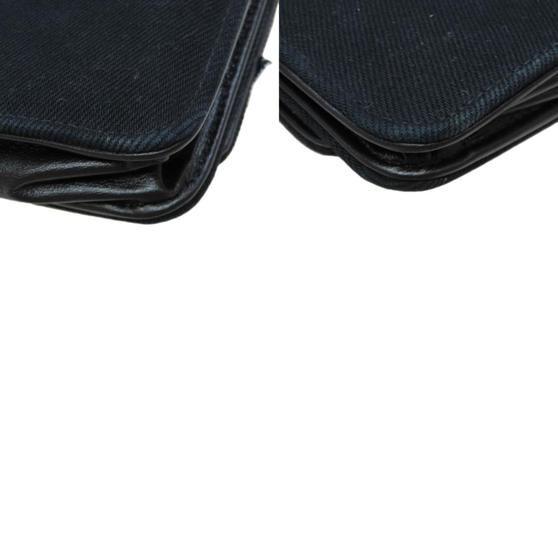 Chanel Wallet On Chain, luxury Chanel wallet, Chanel WOC