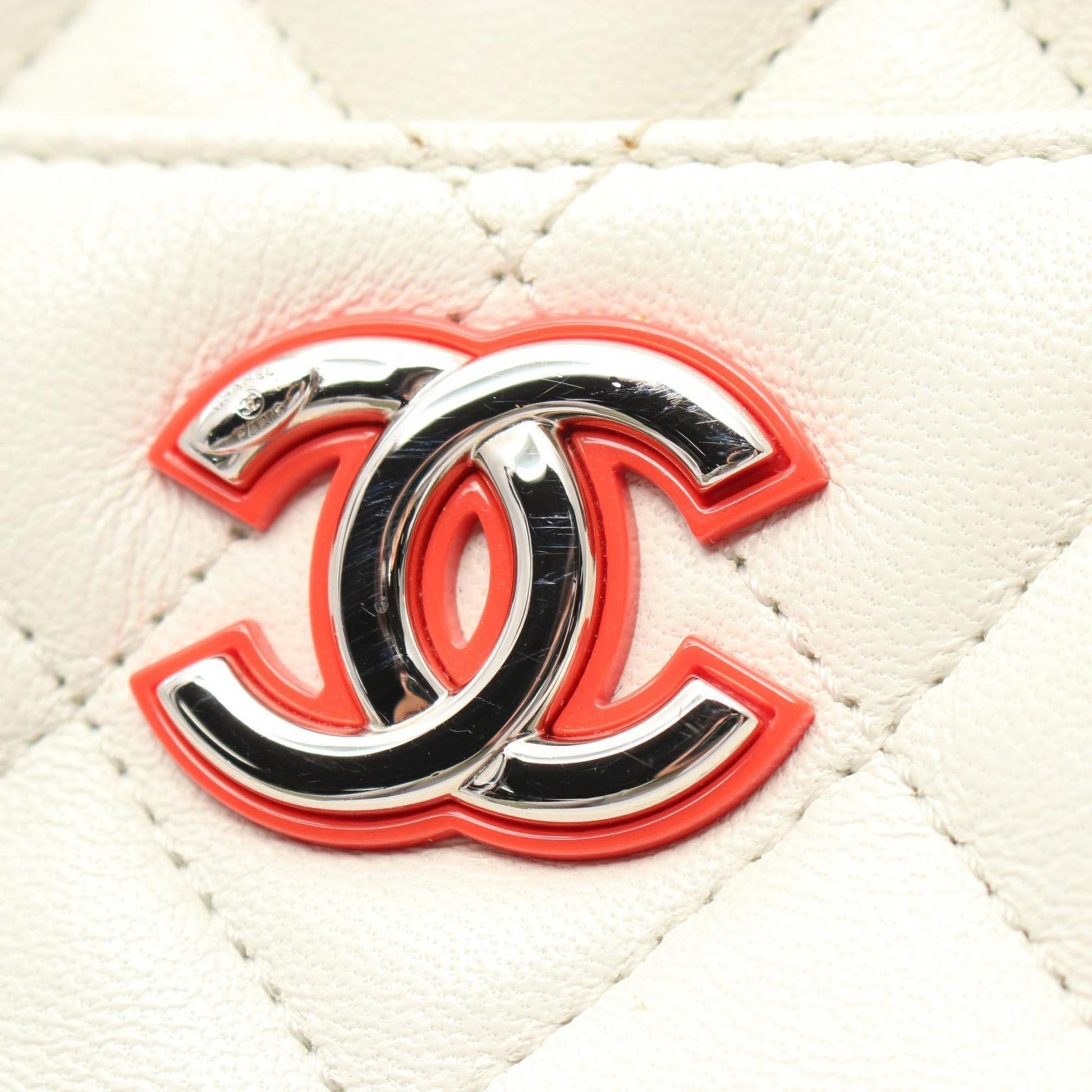 Chanel Camera Bag – Classic Quilted Leather Crossbody