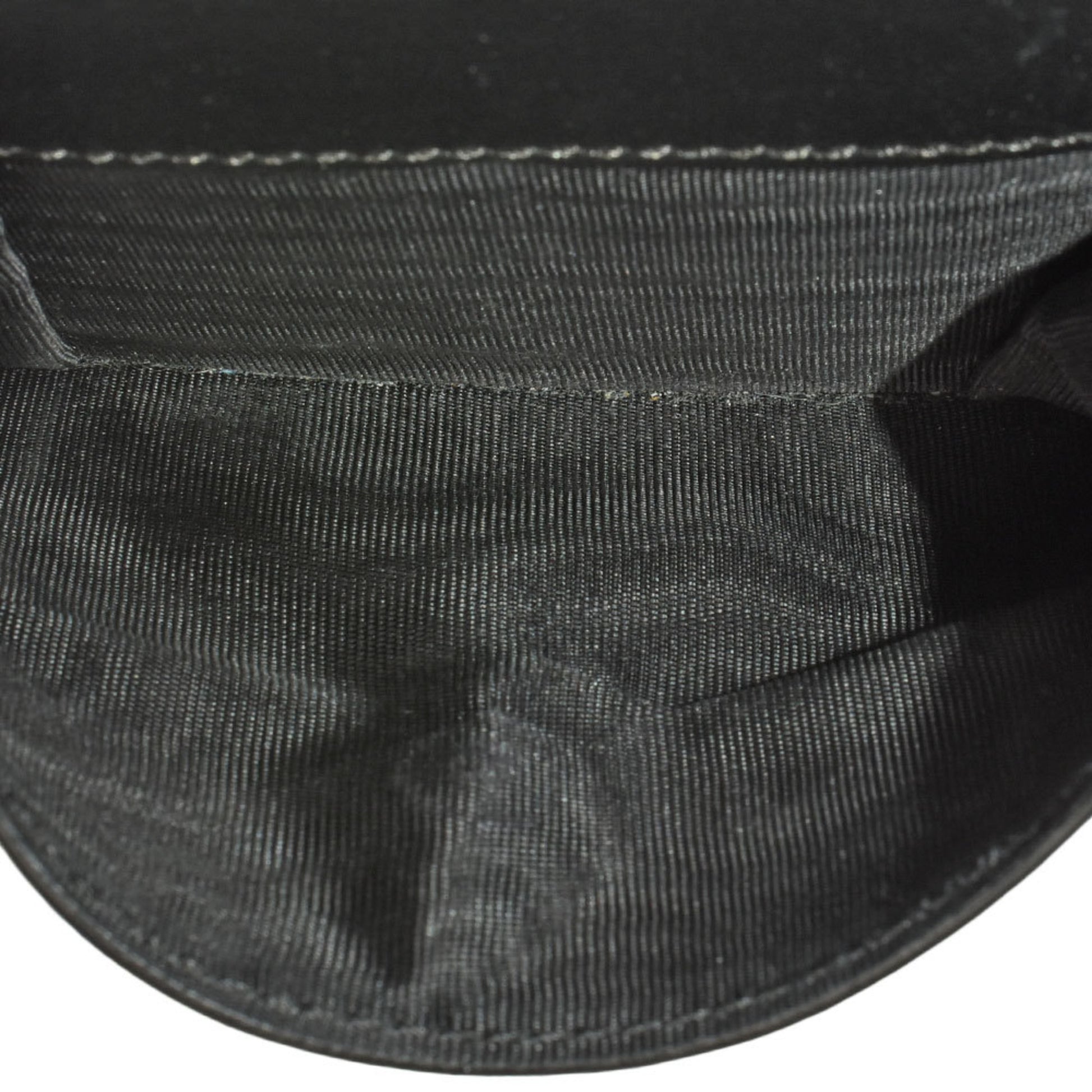 Fendi luxury bags, Fendi fashion, Fendi handbags, Fendi accessories
