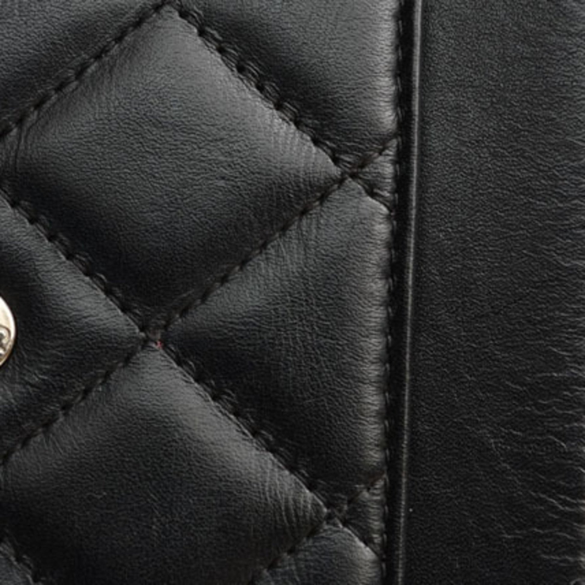 Chanel Wallet On Chain – Elegant & Timeless Accessory