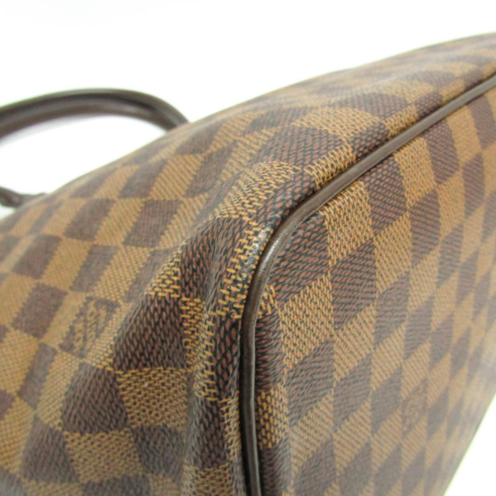 Louis Vuitton Bags & Accessories – Timeless Elegance