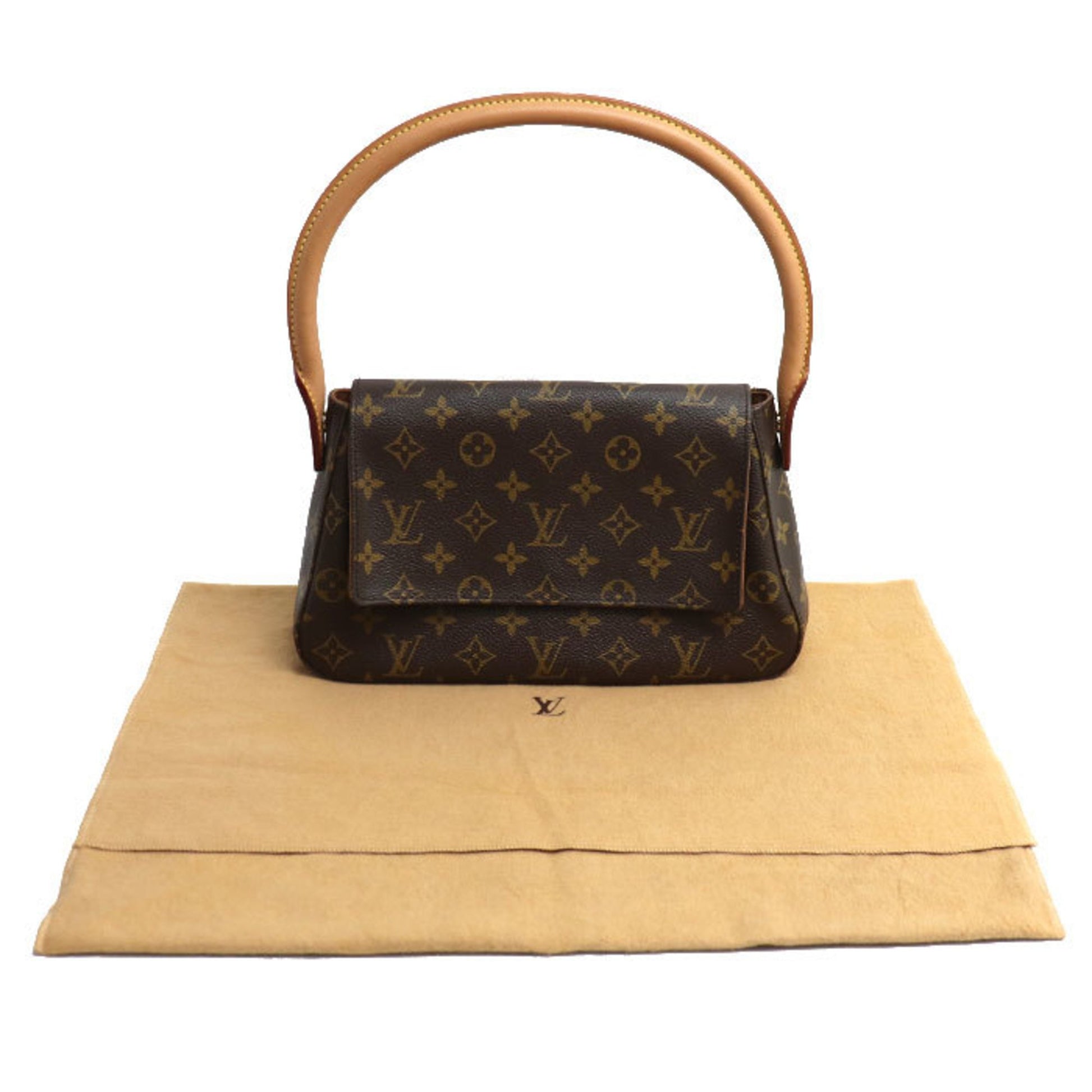 Louis Vuitton luxury bags, Louis Vuitton fashion, Louis Vuitton accessories