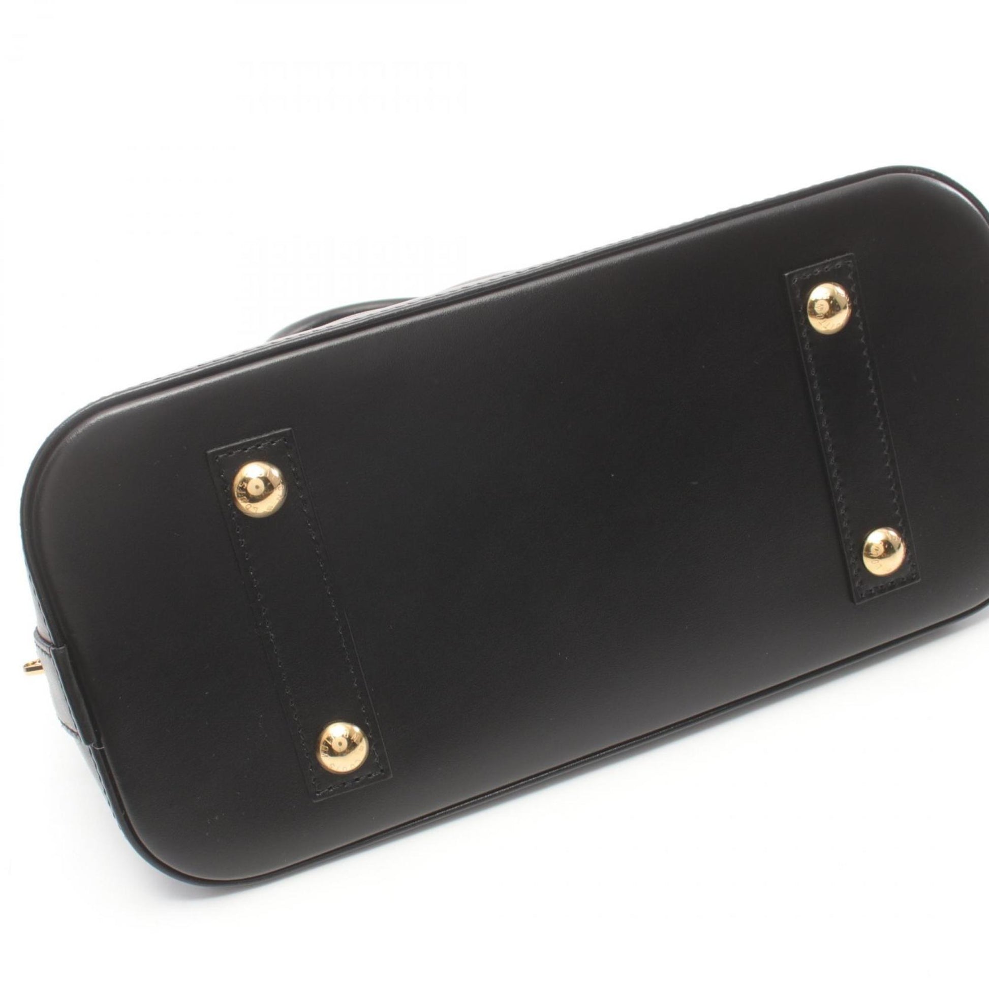 Louis Vuitton Alma Bag – Classic Luxury Handbag Collection