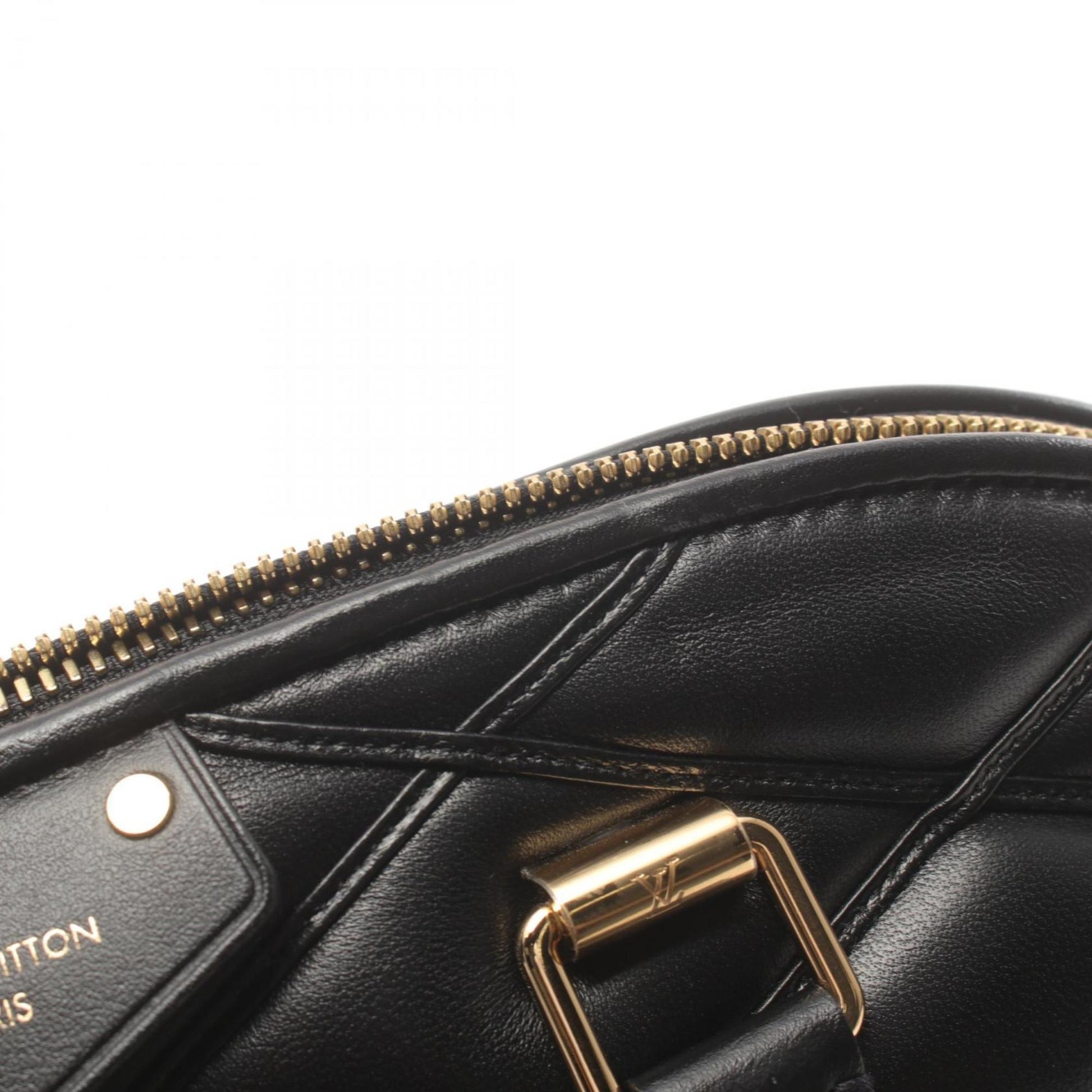 Louis Vuitton Alma Bag – Classic Luxury Handbag Collection