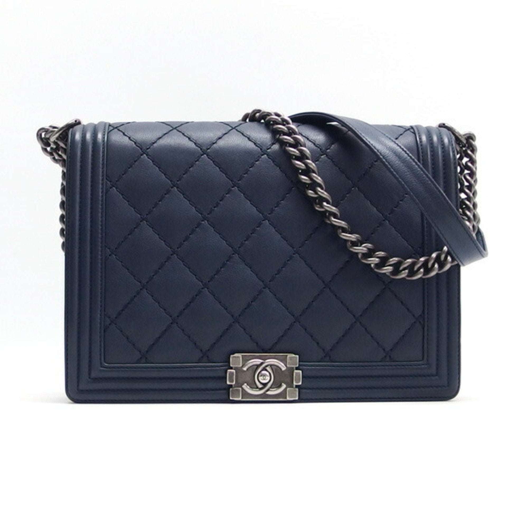 Chanel Boy, Chanel Boy bag, luxury Chanel handbags