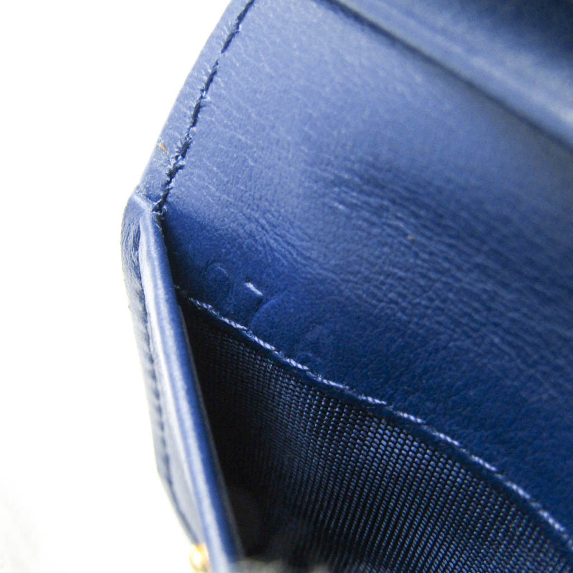 Prada bags, Prada luxury accessories, Prada handbags