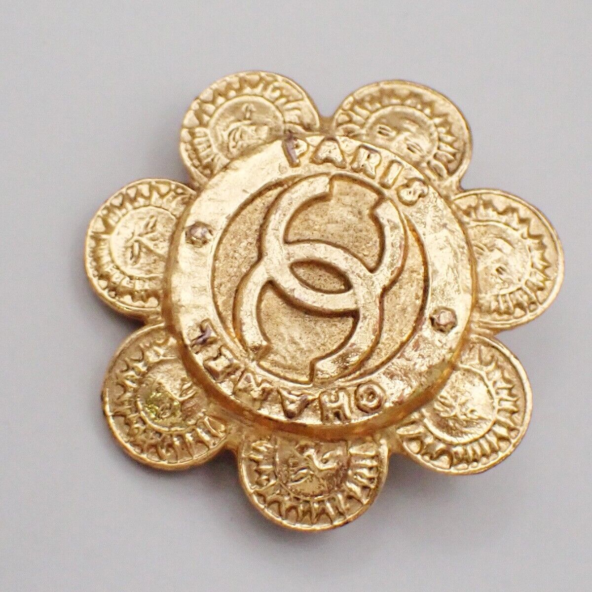 Chanel CC Logo Jewelry & Bags – Timeless Luxury