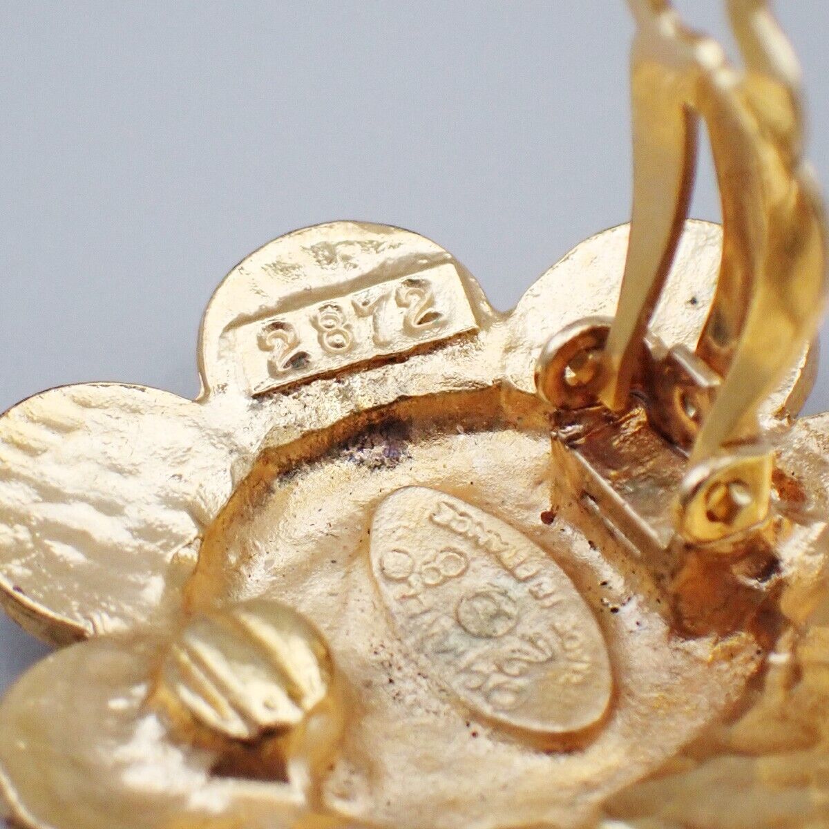 Chanel CC Logo Jewelry & Bags – Timeless Luxury