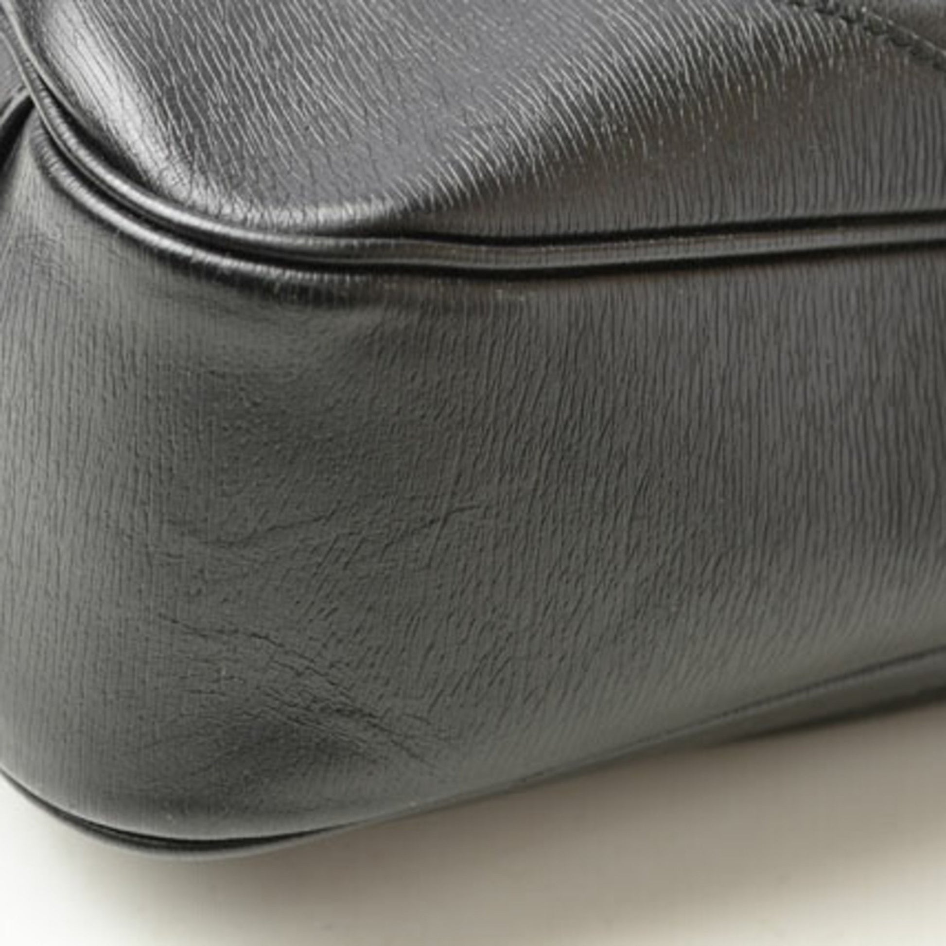 Gucci Luxury Handbags & Fashion Accessories