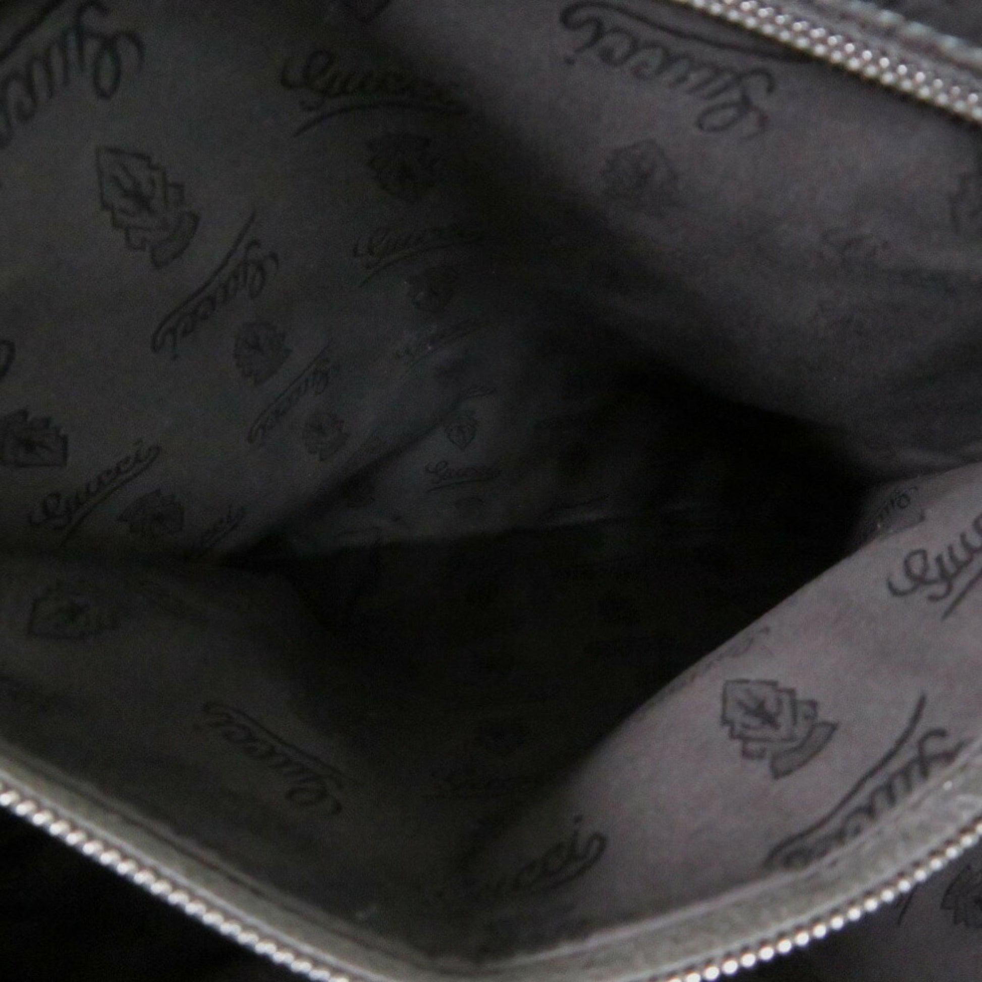 Gucci High-End Fashion & Accessories