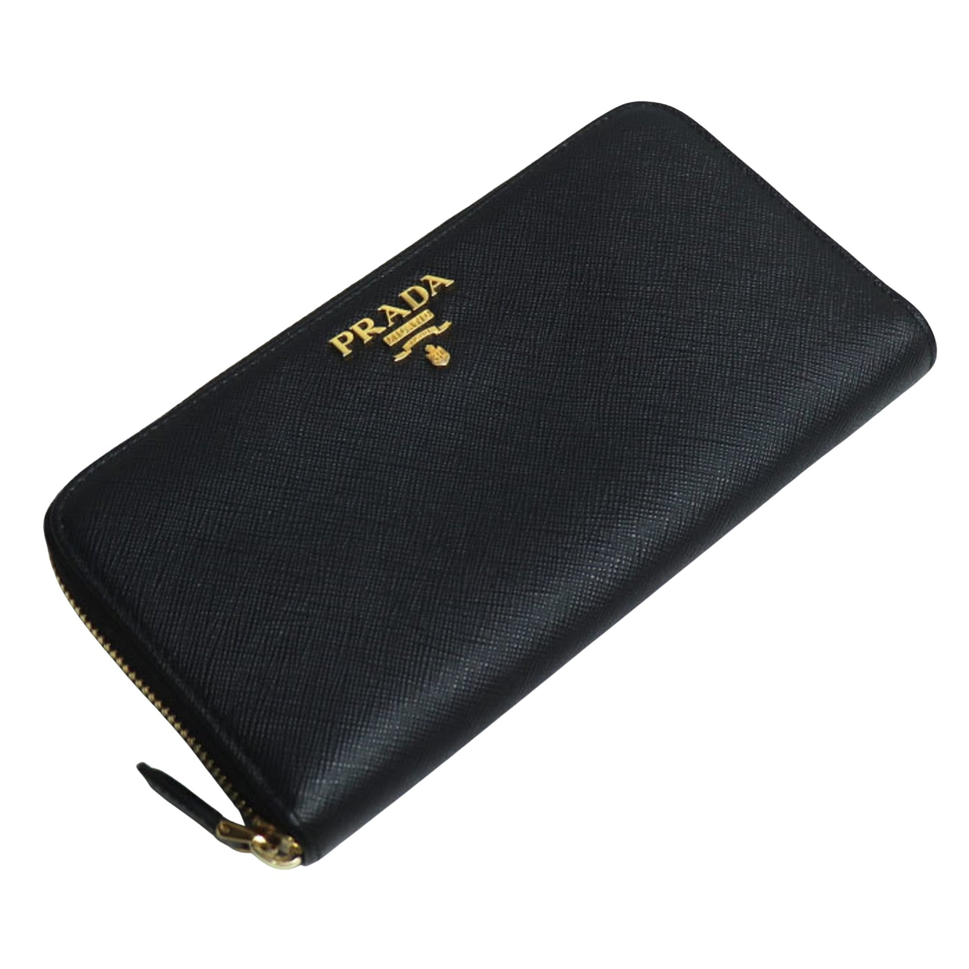 Prada Handbags & Accessories – Luxury Italian Style