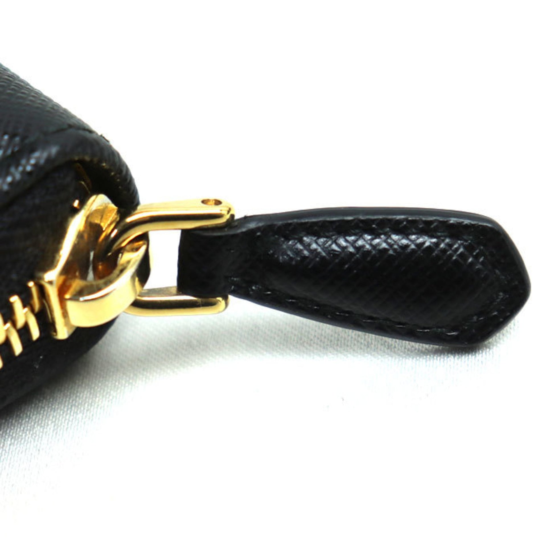 Prada Handbags & Accessories – Luxury Italian Style