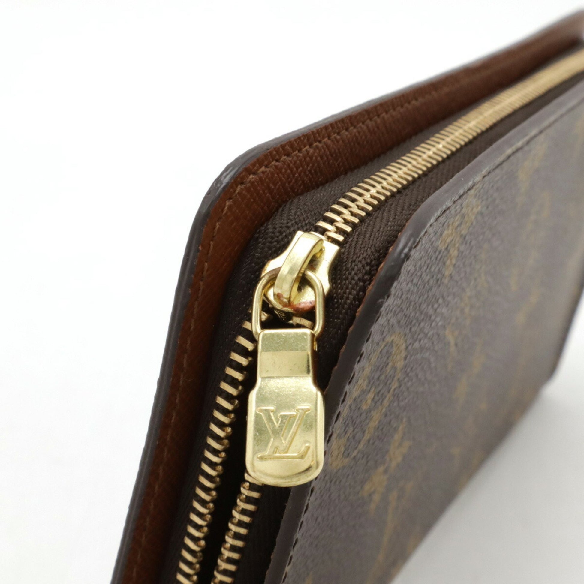 Louis Vuitton Portefeuille Zippy Canvas wallet - My Luxury Labels