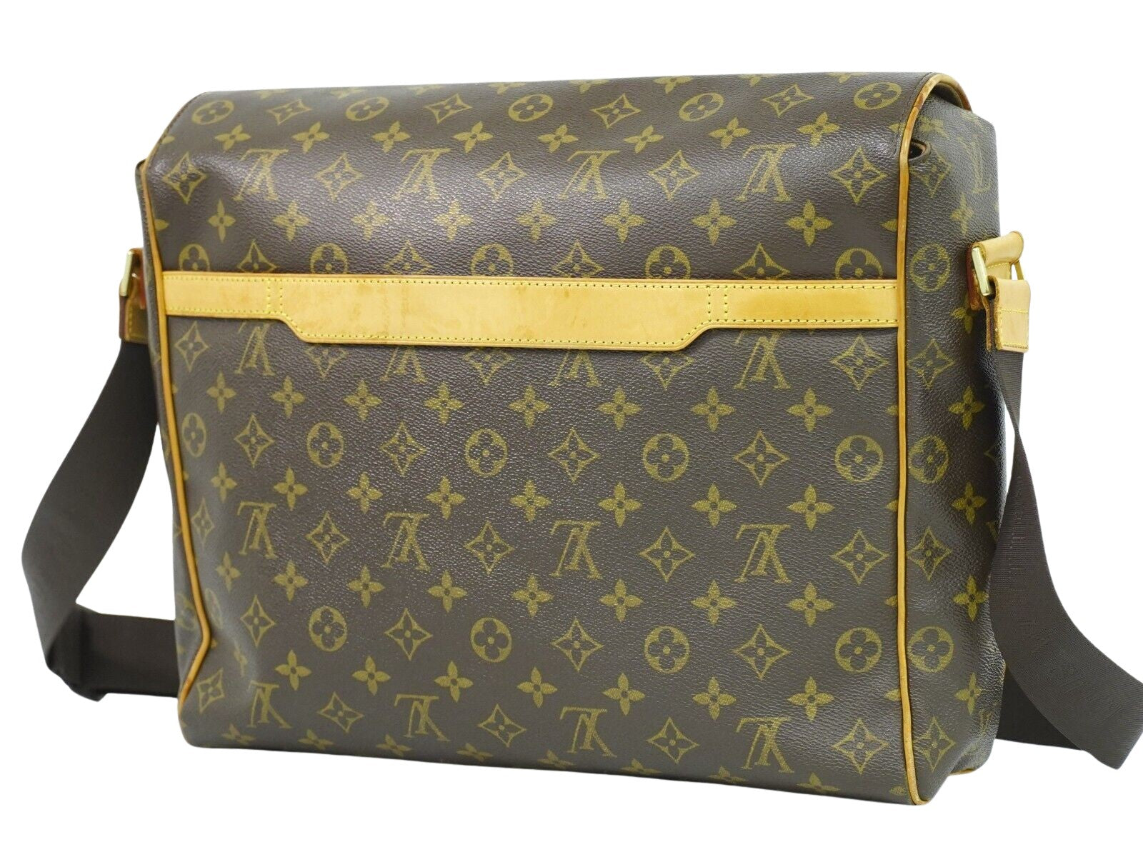 Louis Vuitton Luxury Handbags & Accessories – Timeless Elegance