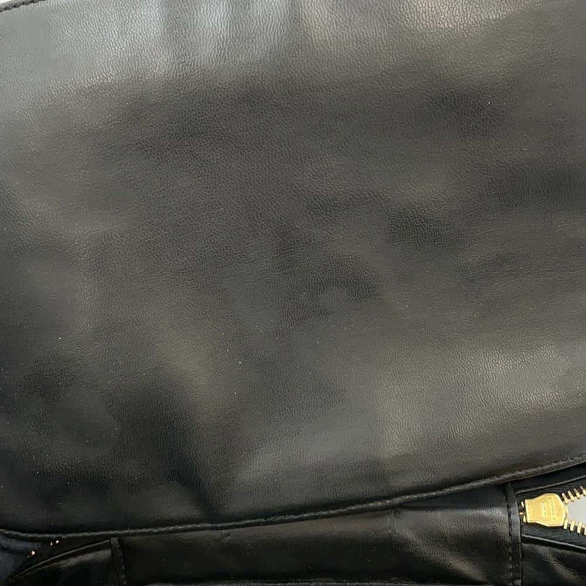 Chanel luxury bags, Chanel fashion, Chanel handbags, Chanel accessories