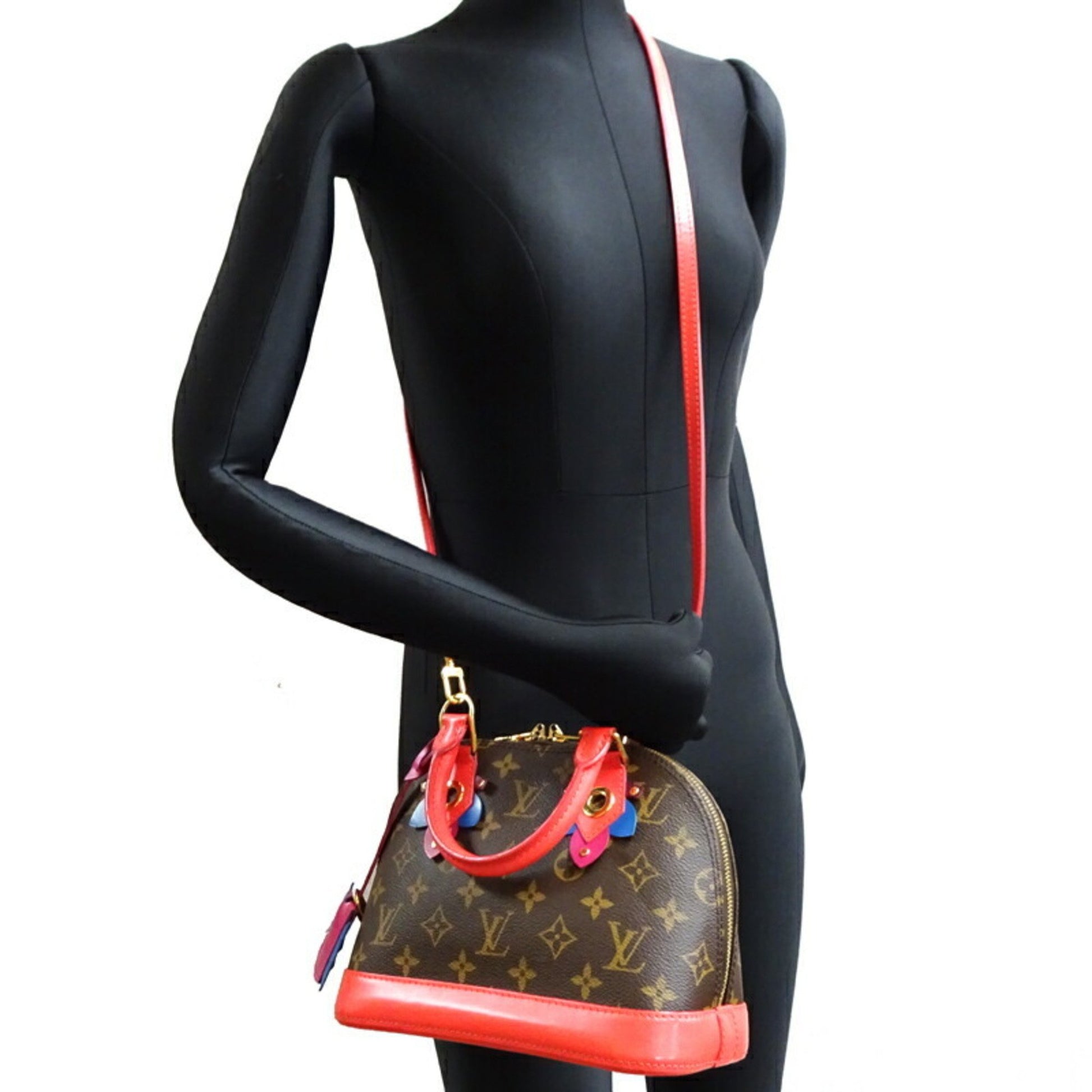 Louis Vuitton Alma BB, Louis Vuitton small Alma, luxury mini Alma bag