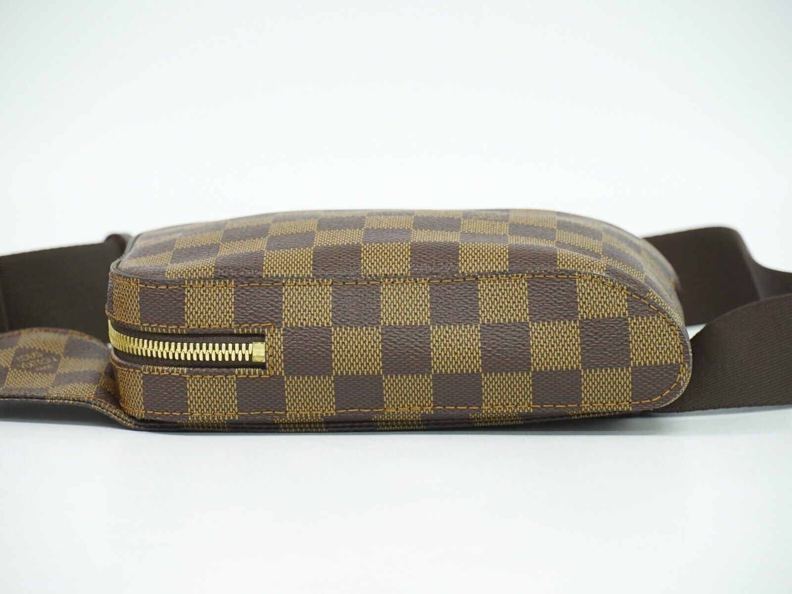Louis Vuitton Geronimos bag, Louis Vuitton luxury bags, Louis Vuitton styles