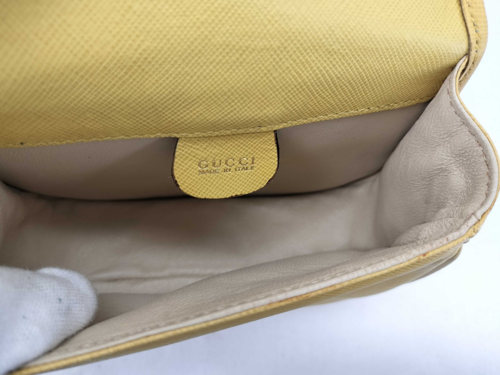 Gucci Bamboo Handle Bag – Iconic Design