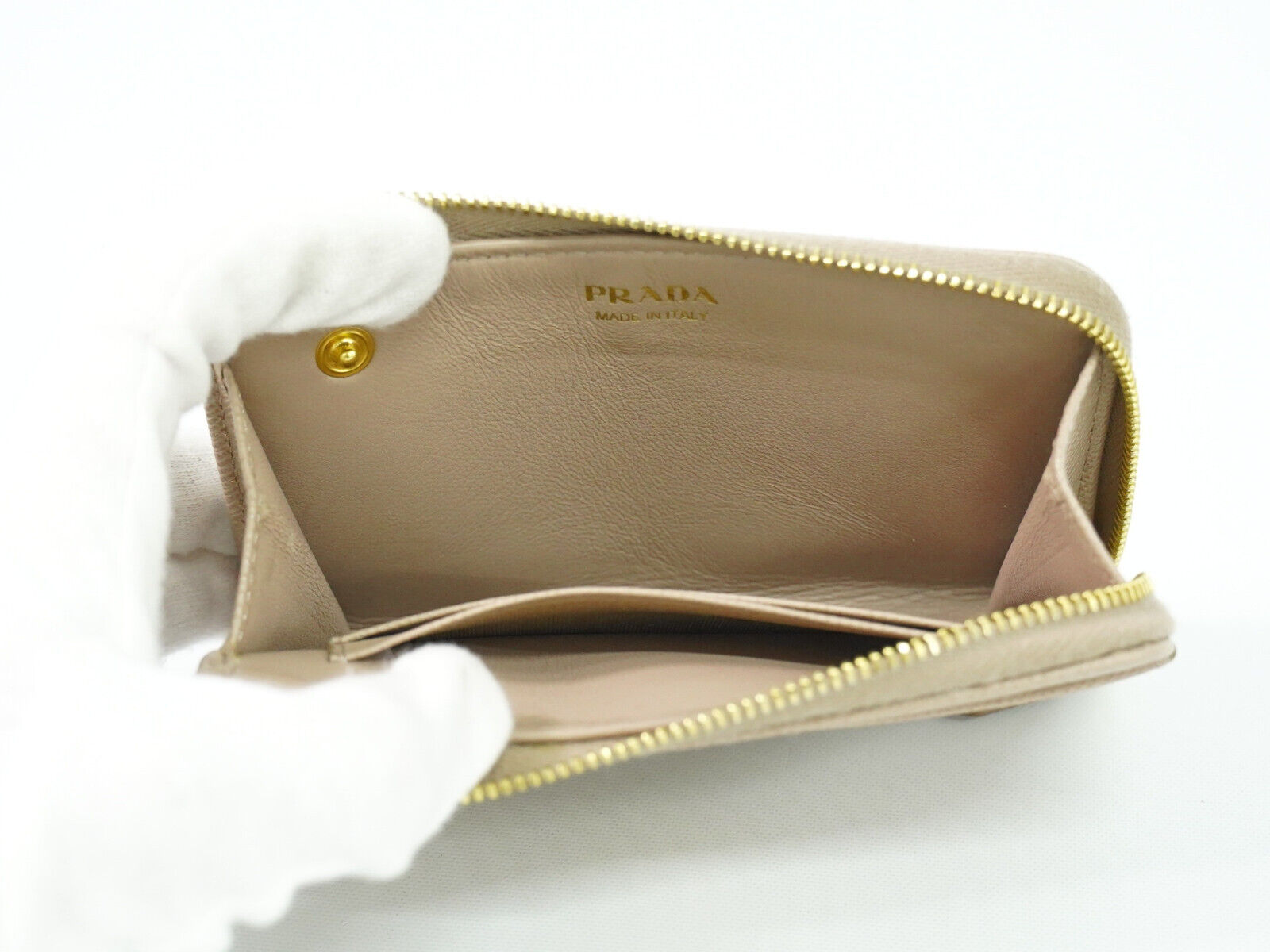 Prada High-End Fashion & Designer Bags