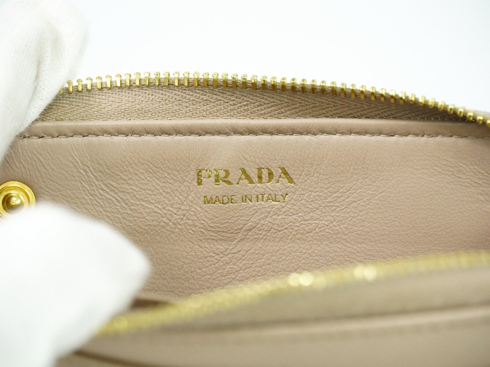 Prada High-End Fashion & Designer Bags