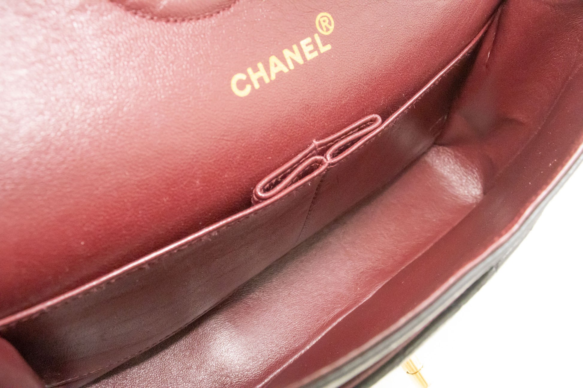 Chanel Leather shoulder Bag - My Luxury Labels