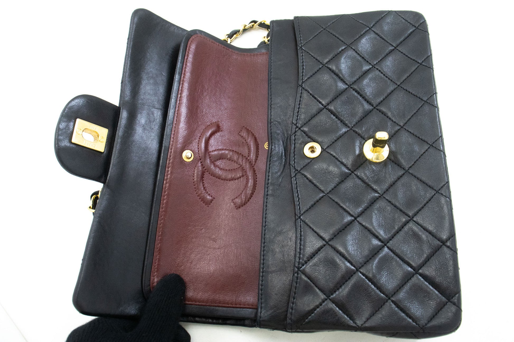 Chanel Designer Collection – Iconic Luxury Bags, Shoes & Accessories