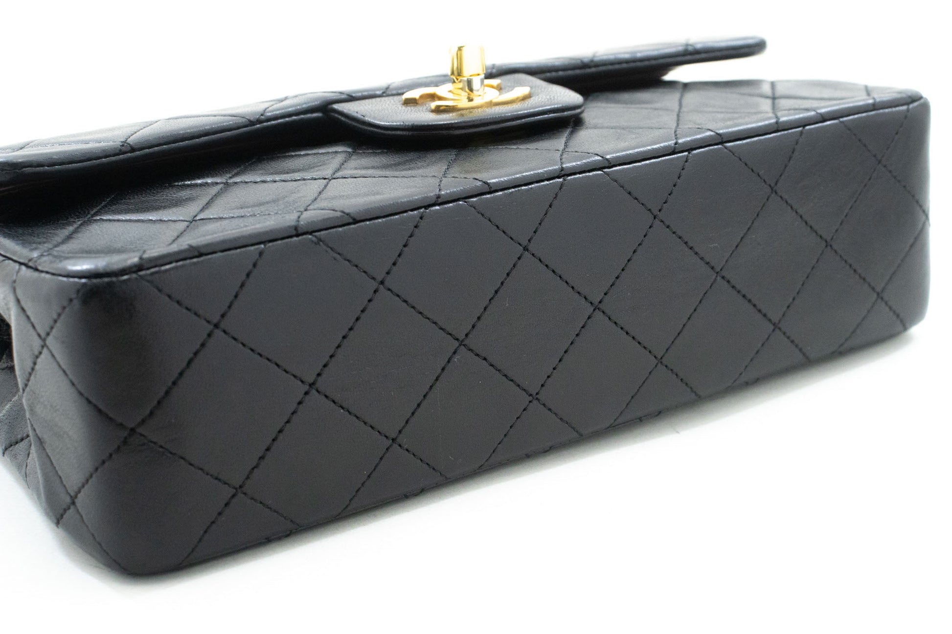 Chanel Designer Collection – Iconic Luxury Bags, Shoes & Accessories