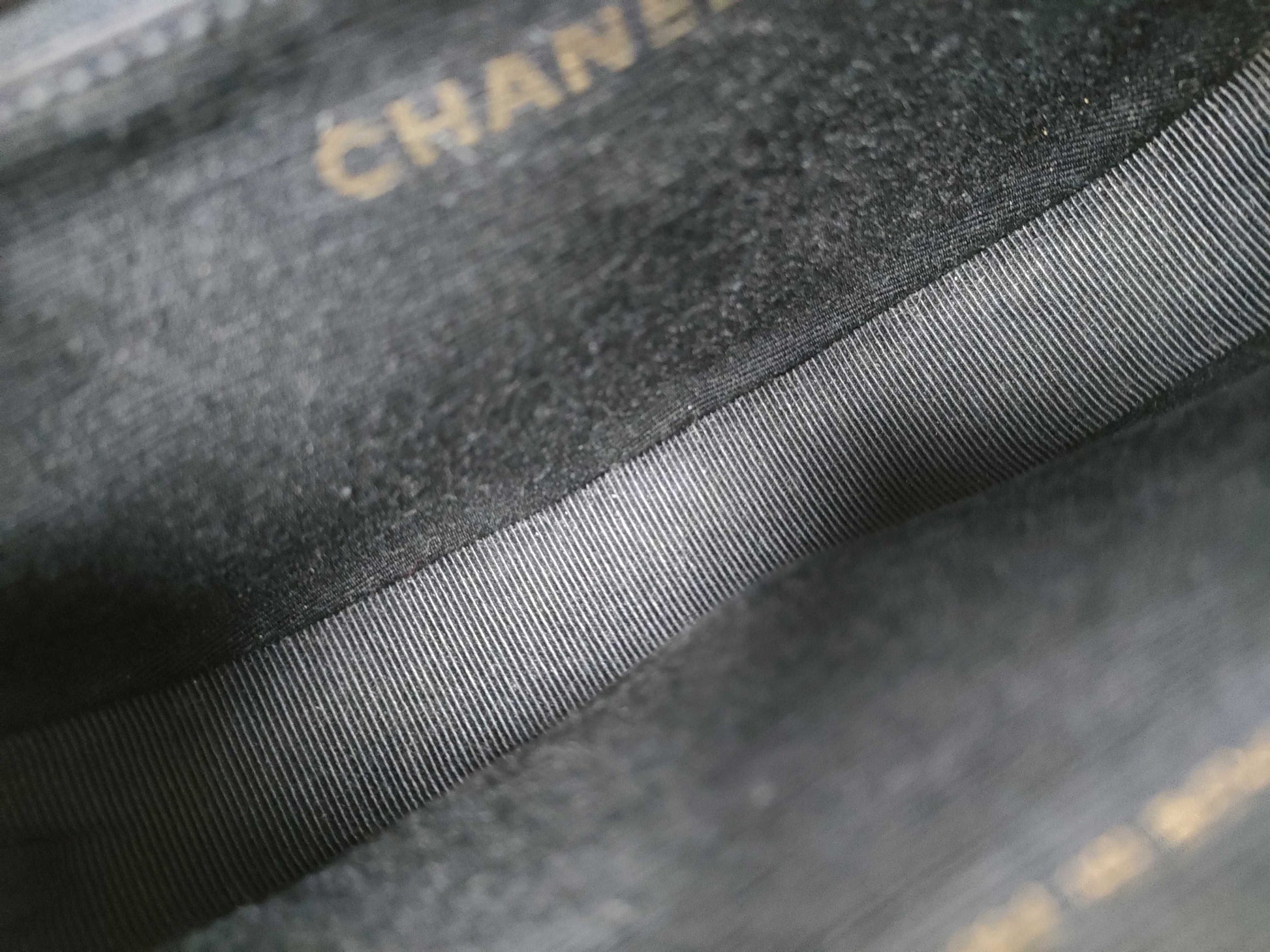 Chanel luxury bag, Designer Chanel handbag, Classic Chanel purse