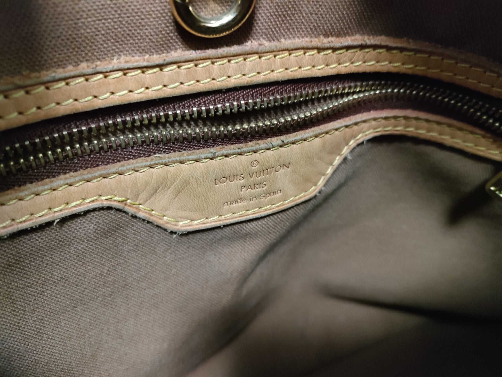 Louis Vuitton Collection – Exclusive Bags, Wallets & Accessories
