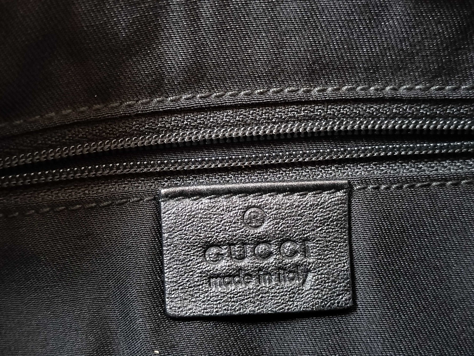 Gucci Luxury Handbags & Accessories