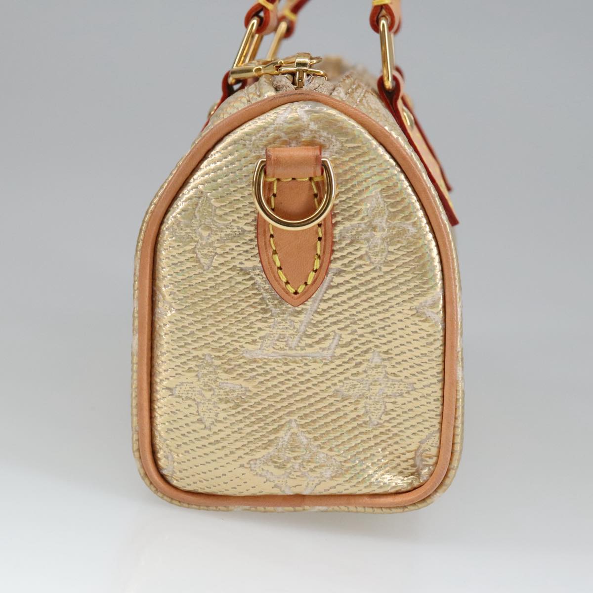 Louis Vuitton Nano Speedy – Mini Iconic Handbag for Everyday Use