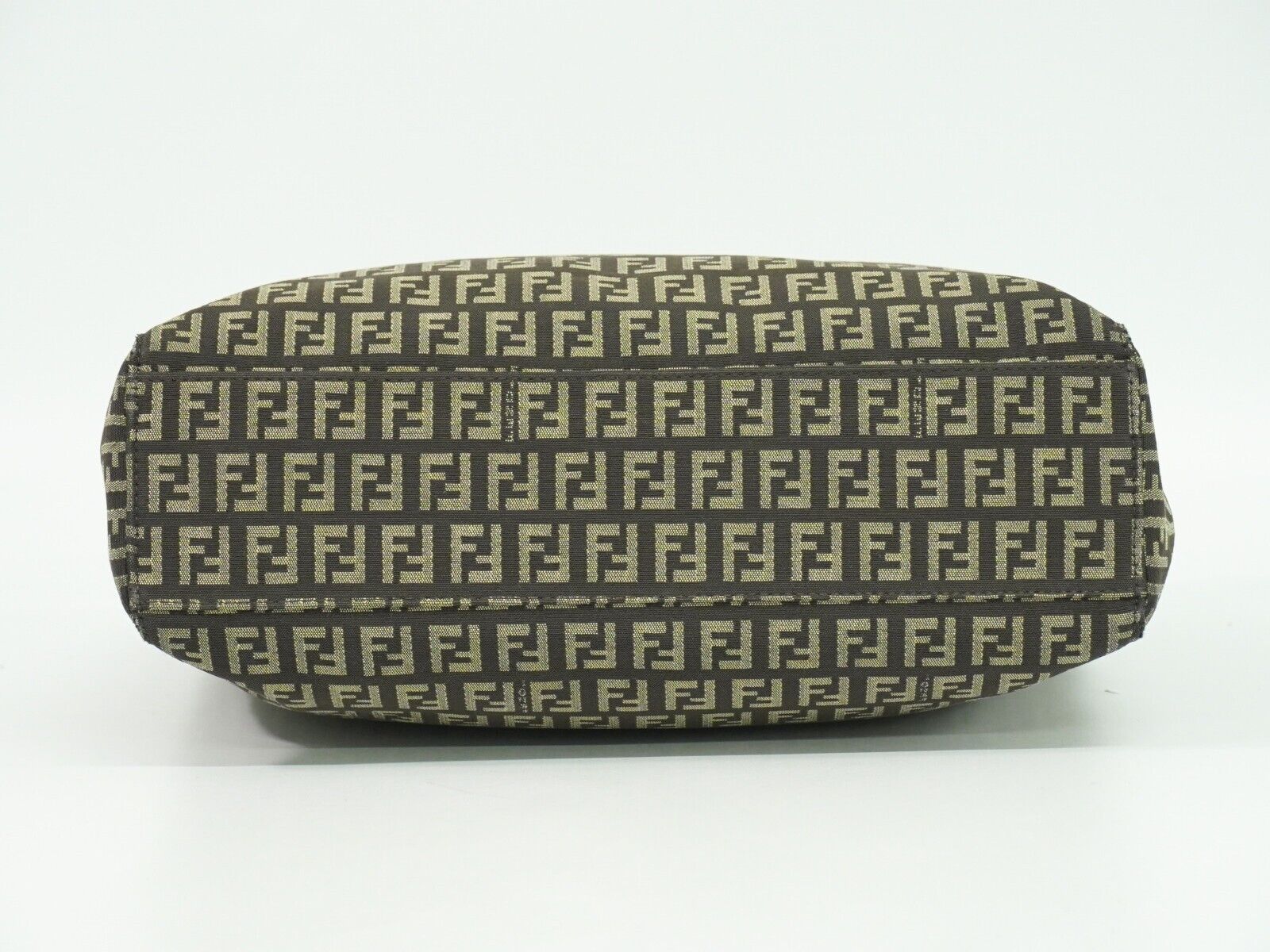 Fendi Designer Bags – Iconic Luxury Handbags & Accessories