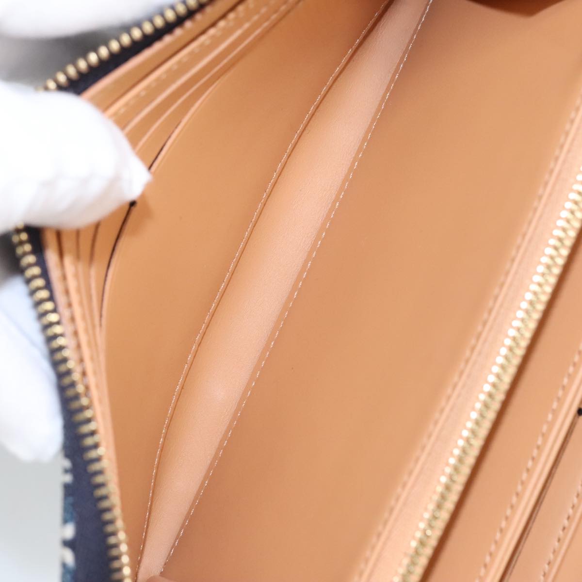 Louis Vuitton Zippy Wallet, Luxury Leather Wallet